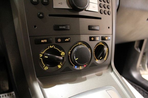 Opel Antara, 3.2 л, АТ, 2008 фото 1