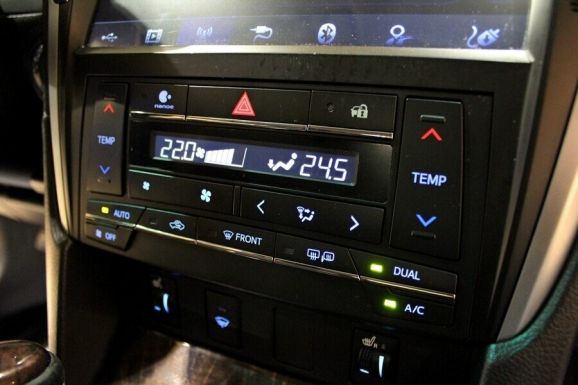 Toyota Camry, 2.5 л, АТ, 2017 фото 12