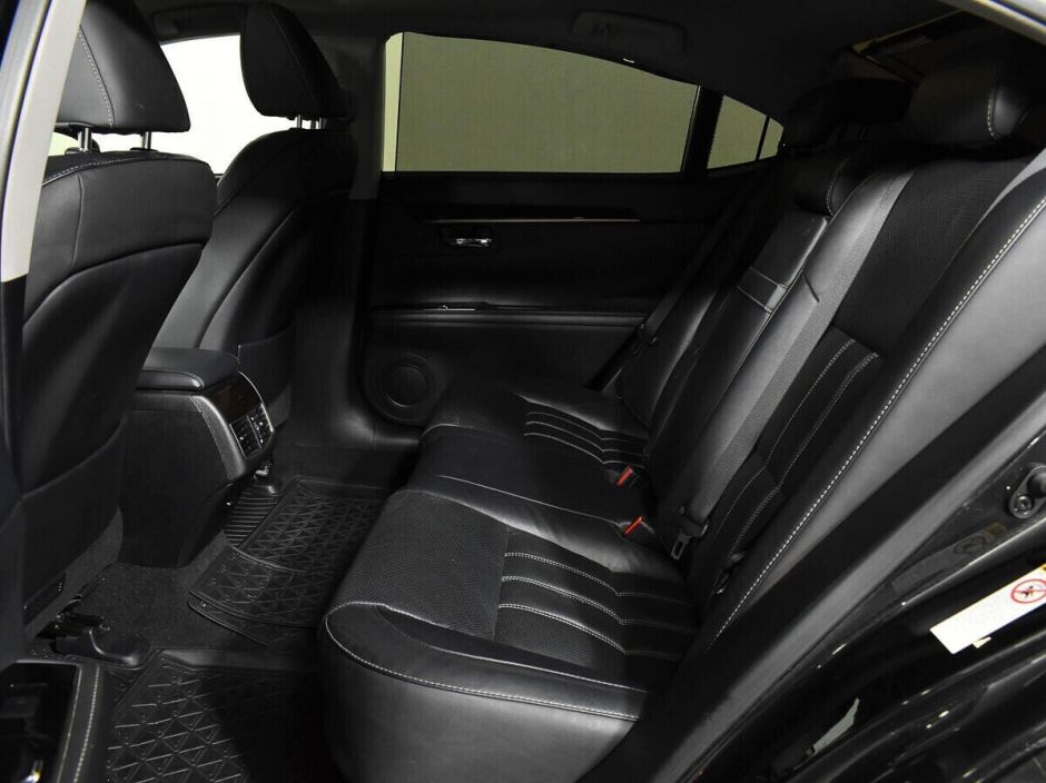 Lexus ES, 2.5 л, АТ, 2017 фото 1