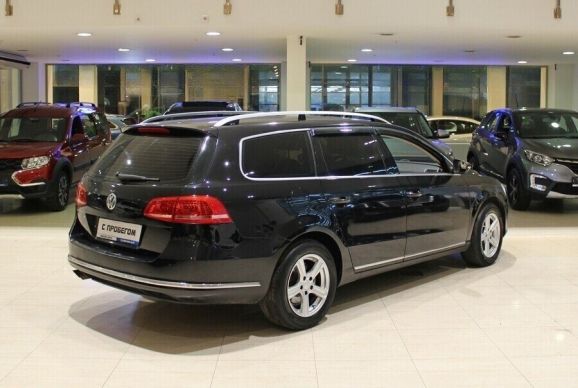 Volkswagen Passat, 1.8 л, Робот, 2013 фото 4