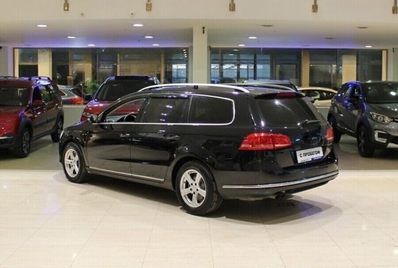 Volkswagen Passat, 1.8 л, Робот, 2013 фото 6