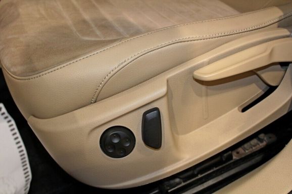 Volkswagen Passat, 1.8 л, Робот, 2013 фото 8