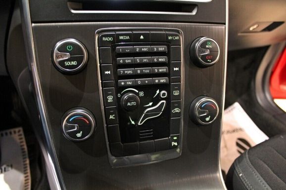 Volvo S60, 2.0 л, Робот, 2011 фото 10