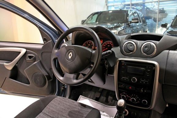 Renault Duster, 2.0 л, МТ, 2013 фото 7