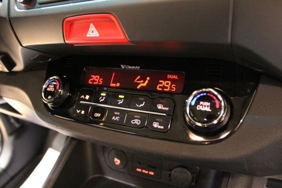 Kia Sportage, 2.0 л, АТ, 2013 фото 10