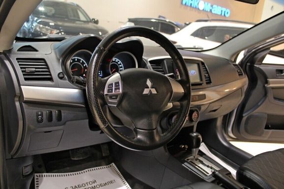 Mitsubishi Lancer, 1.6 л, АТ, 2012 фото 2