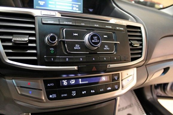 Honda Accord, 2.4 л, Вариатор, 2013 фото 2