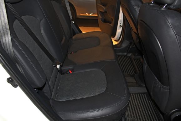 Hyundai ix35, 2.0 л, АТ, 2012 фото 1