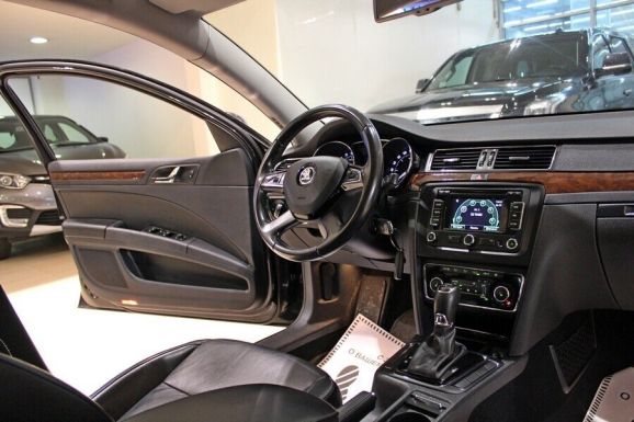 Skoda Superb, 2.0 л, Робот, 2014 фото 7