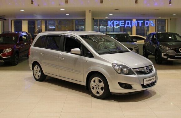 Opel Zafira, 1.8 л, Робот, 2011 фото 4