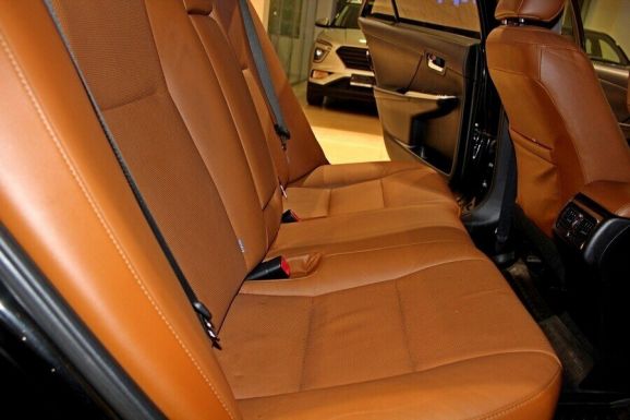 Toyota Camry, 2.5 л, АТ, 2018 фото 8