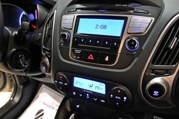 Hyundai ix35, 2.0 л, АТ, 2011 фото 9