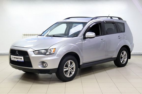 Mitsubishi Outlander, 2.0 л, Вариатор, 2012 фото 3
