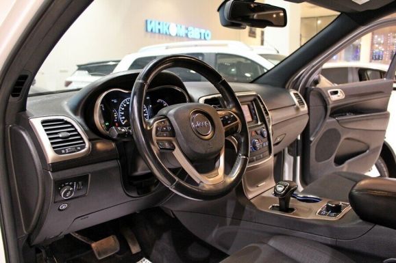 Jeep Grand Cherokee, 3.0 л, АТ, 2013 фото 11
