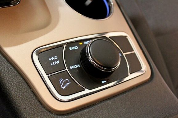 Jeep Grand Cherokee, 3.0 л, АТ, 2013 фото 1