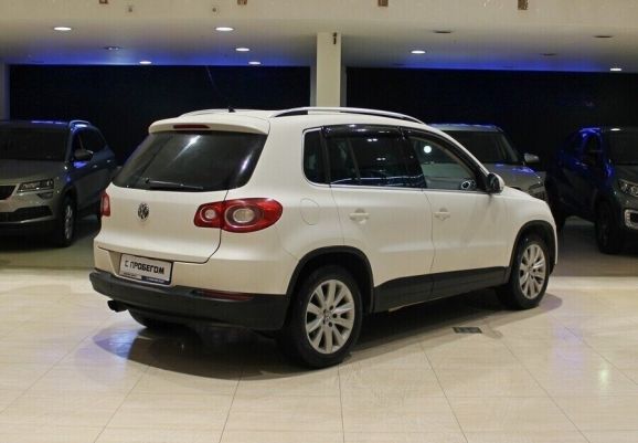 Volkswagen Tiguan, 2.0 л, АТ, 2009 фото 4