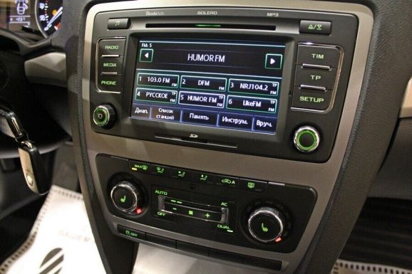 Skoda Octavia, 1.8 л, АТ, 2012 фото 8