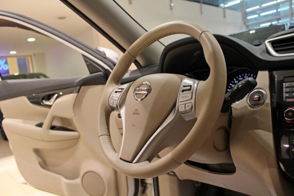 Nissan X-Trail, 2.5 л, Вариатор, 2016 фото 11