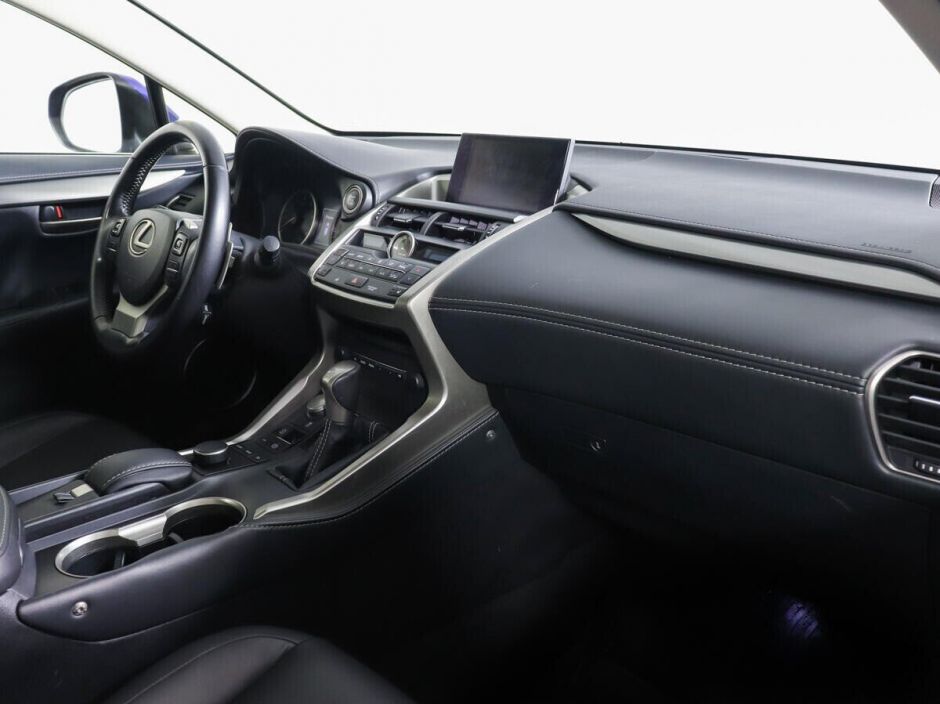 Lexus NX, 2.0 л, Вариатор, 2015 фото 2