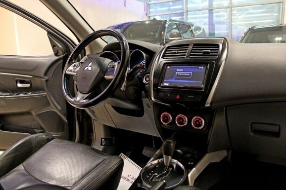 Mitsubishi ASX, 2.0 л, Вариатор, 2013 фото 7