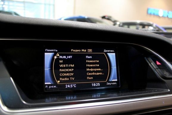 Audi A4, 1.8 л, Вариатор, 2015 фото 8