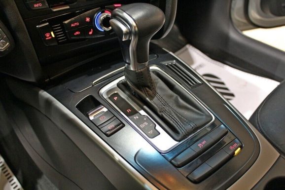 Audi A4, 1.8 л, Вариатор, 2015 фото 10