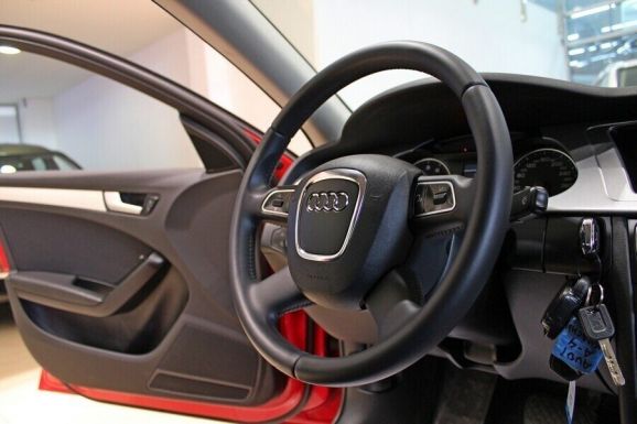 Audi A4, 1.8 л, Вариатор, 2009 фото 2