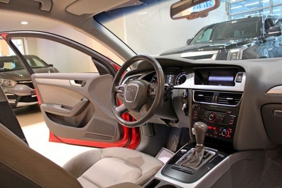 Audi A4, 1.8 л, Вариатор, 2009 фото 7