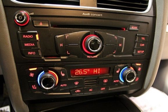 Audi A4, 1.8 л, Вариатор, 2009 фото 1