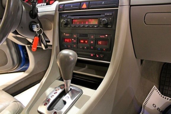 Audi A4, 2.0 л, Вариатор, 2006 фото 10