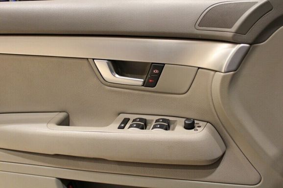 Audi A4, 2.0 л, Вариатор, 2006 фото 1