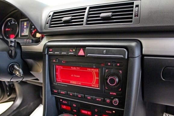 Audi A4, 2.0 л, Вариатор, 2006 фото 10