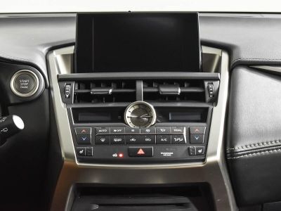 Lexus NX, 2.0 л, CVT, 2015 фото 10