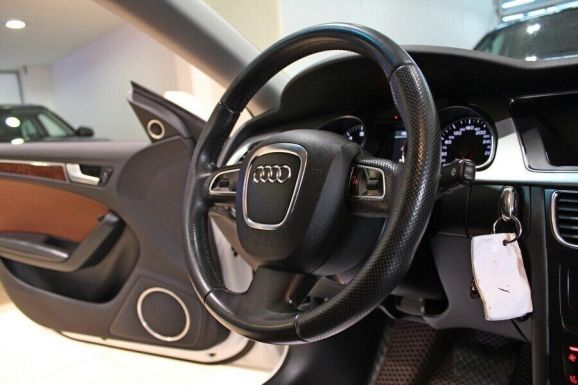 Audi A5, 2.0 л, Робот, 2012 фото 9