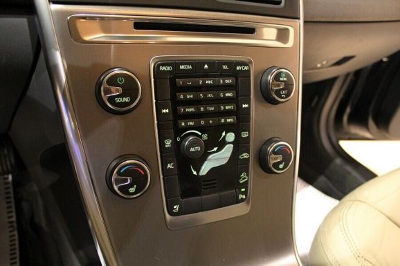 Volvo XC60, 2.4 л, АТ, 2013 фото 9