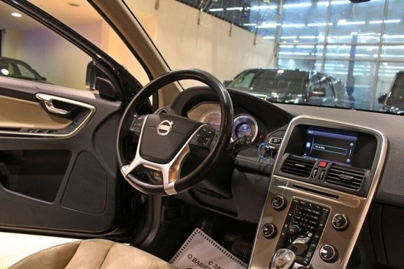 Volvo XC60, 2.4 л, АТ, 2013 фото 10