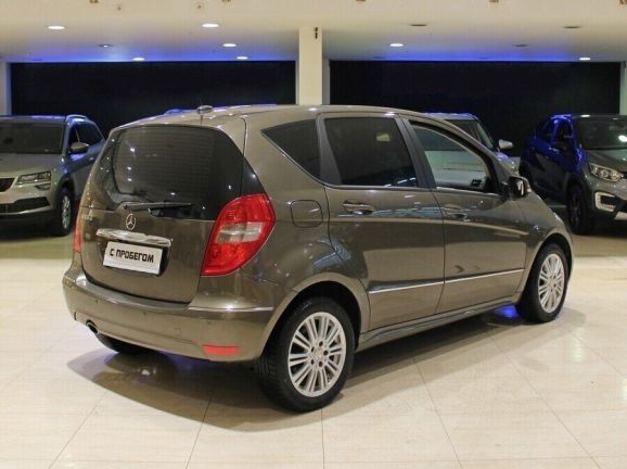 Mercedes-Benz A-Класс, 1.7 л, Вариатор, 2012 фото 6