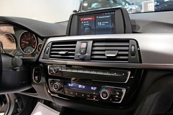 BMW 3 серии, 2.0 л, АТ, 2017 фото 9