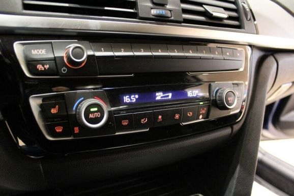 BMW 3 серии, 2.0 л, АТ, 2017 фото 1