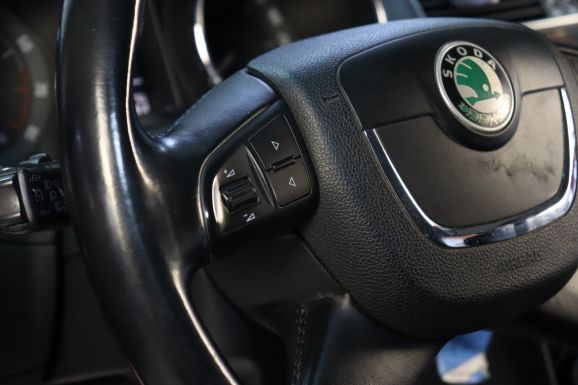 Skoda Superb, 1.8 л, АТ, 2010 фото 14