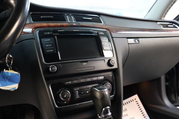 Skoda Superb, 1.8 л, АТ, 2010 фото 2