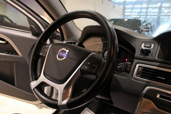 Volvo XC70, 2.4 л, АТ, 2015 фото 10