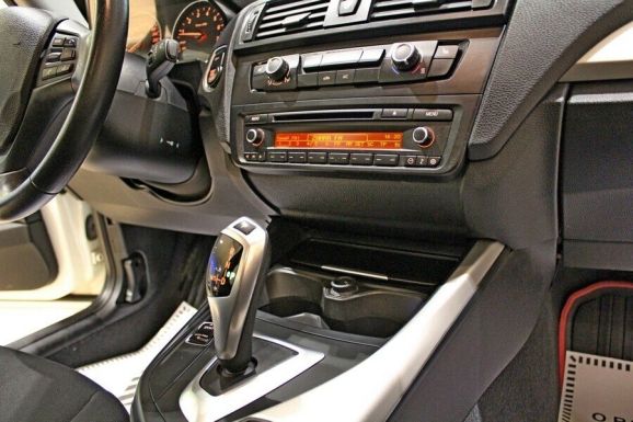 BMW 1 серии, 1.6 л, АТ, 2013 фото 9