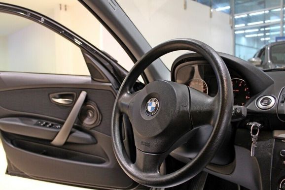 BMW 1 серии, 1.6 л, АТ, 2011 фото 9