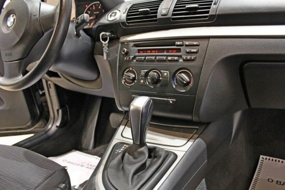 BMW 1 серии, 1.6 л, АТ, 2011 фото 10