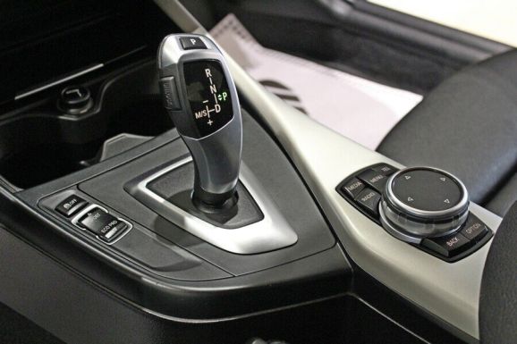 BMW 2 серии, 2.0 л, АТ, 2014 фото 10