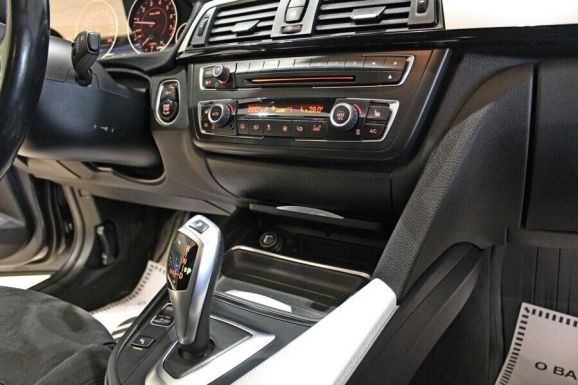 BMW 3 серии, 2.0 л, АТ, 2013 фото 9