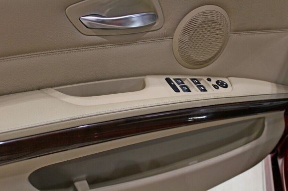 BMW 3 серии, 2.0 л, АТ, 2009 фото 1