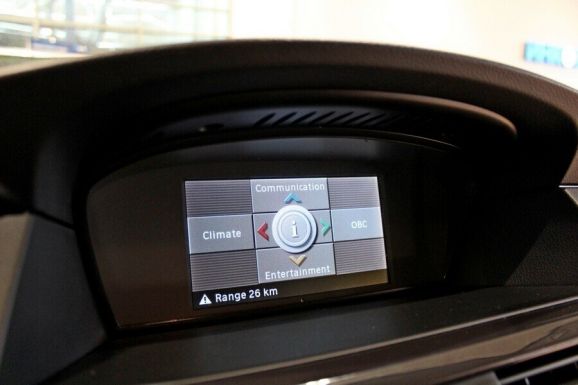 BMW 5 серии, 2.5 л, АТ, 2010 фото 12