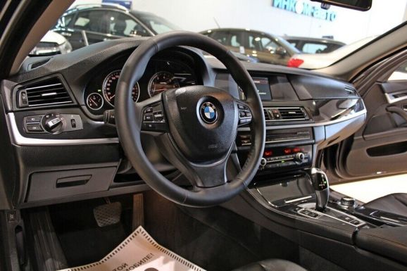 BMW 5 серии, 2.0 л, АТ, 2013 фото 9
